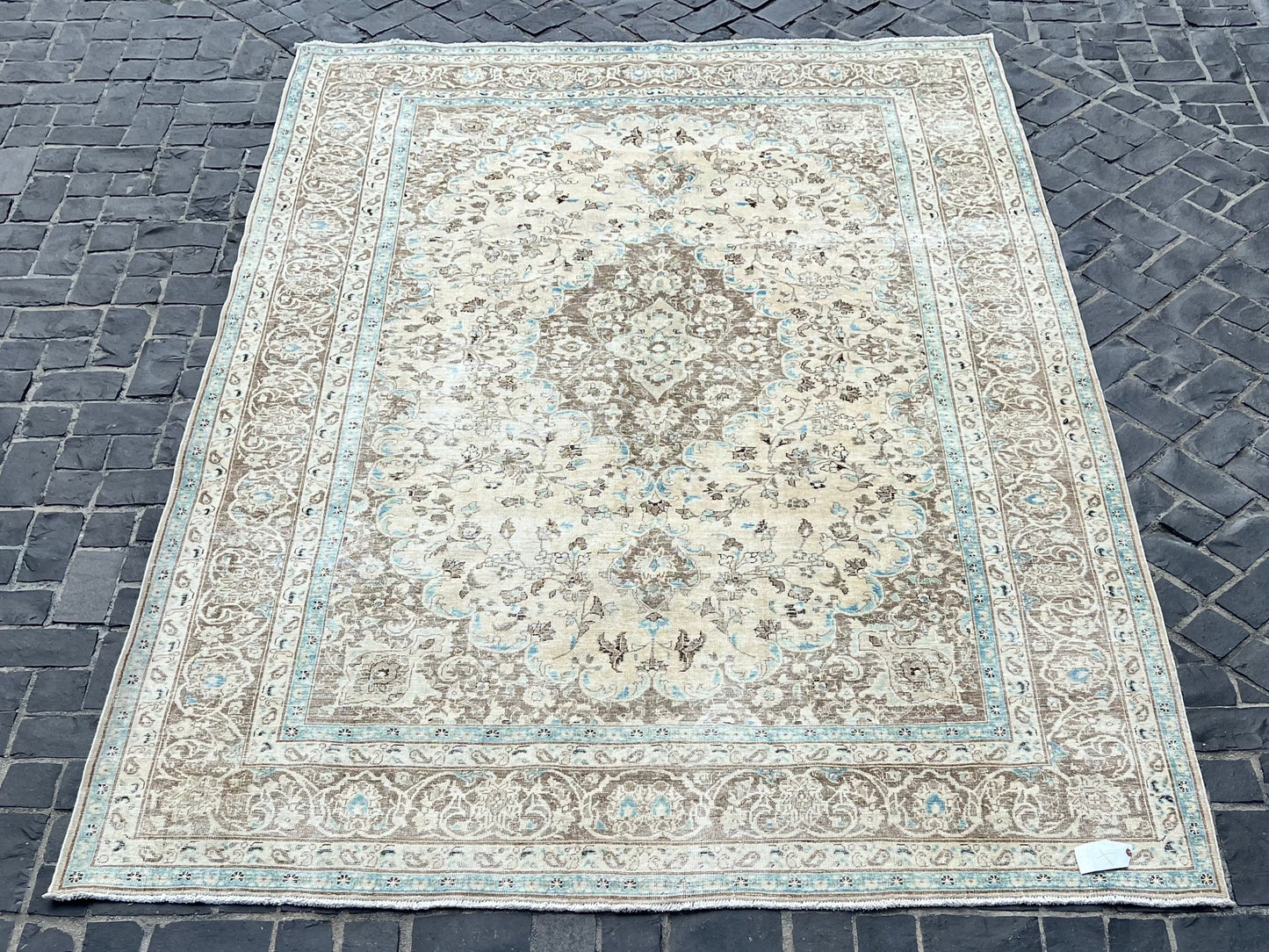 P977/99/G87 Rug