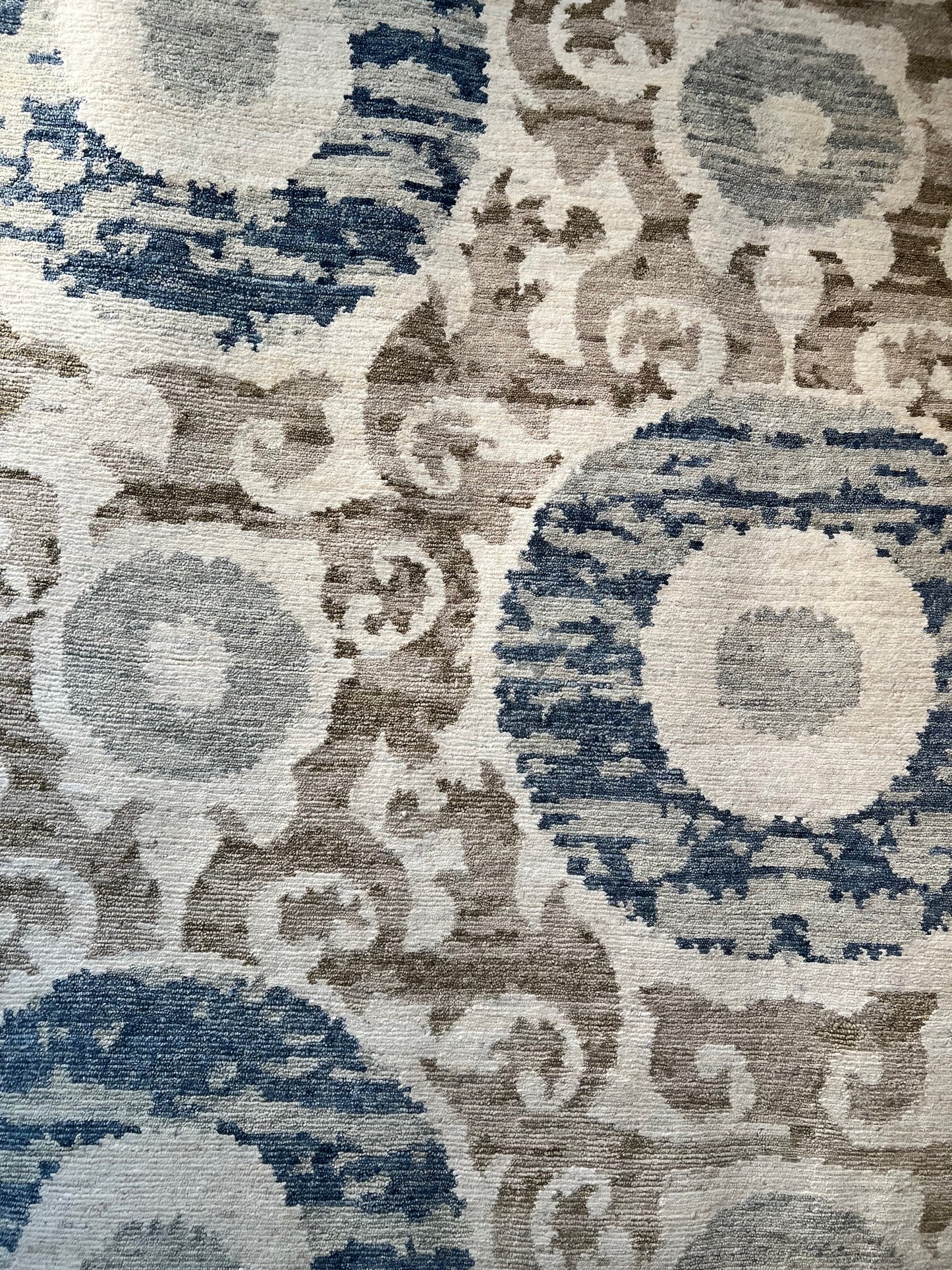 62124 Modern Rug