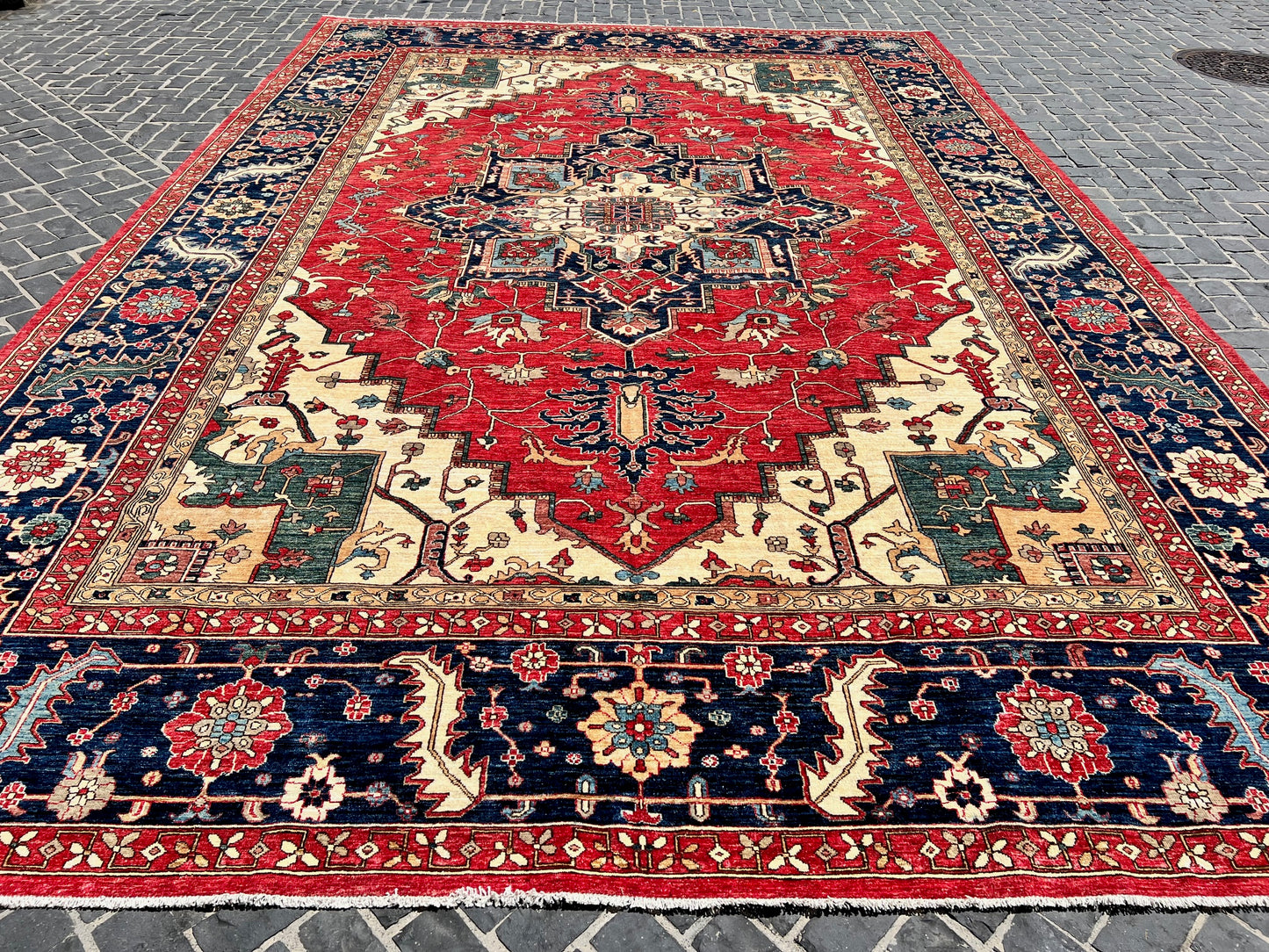 C105-415 Paki Rug