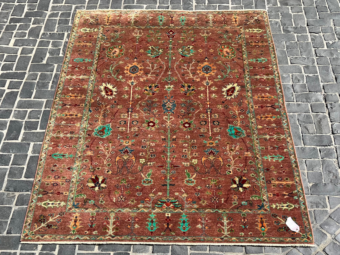 C66-320 Paki Rug