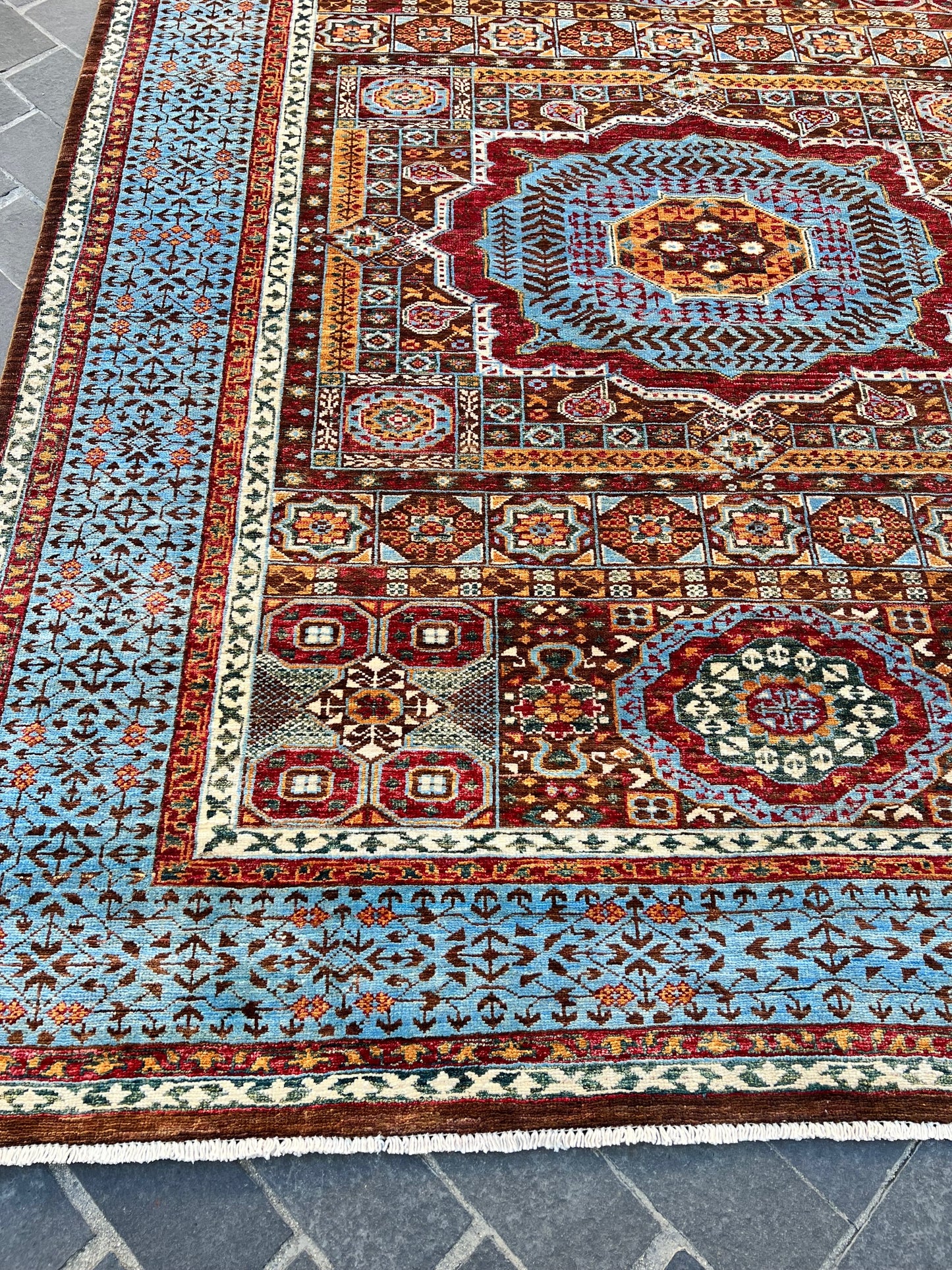 C66/319 Paki Rug