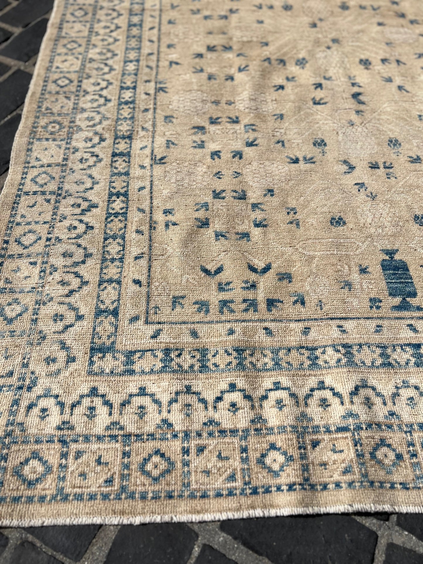 C102 Afghan Rug