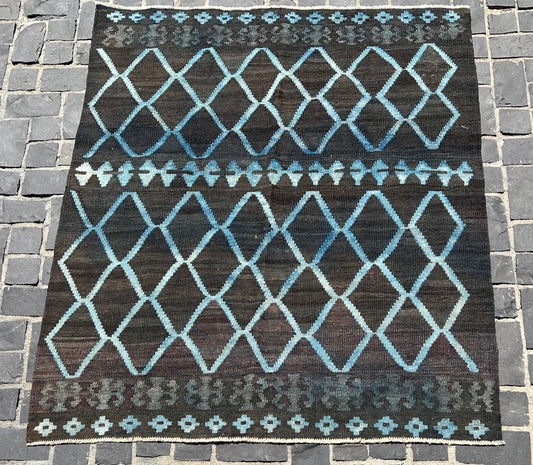 141 Afgan Rug