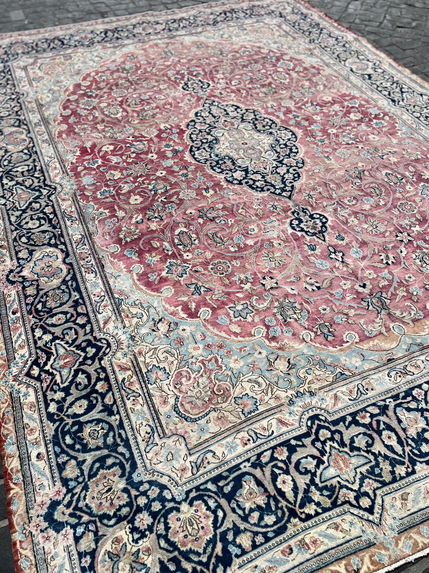 C620093 Kerman Persian Rug