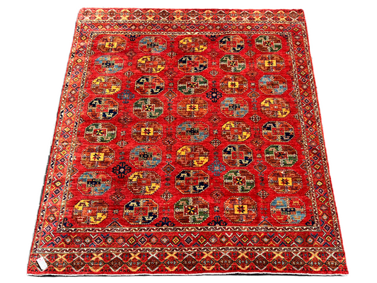 C71-255 Turkman Rug