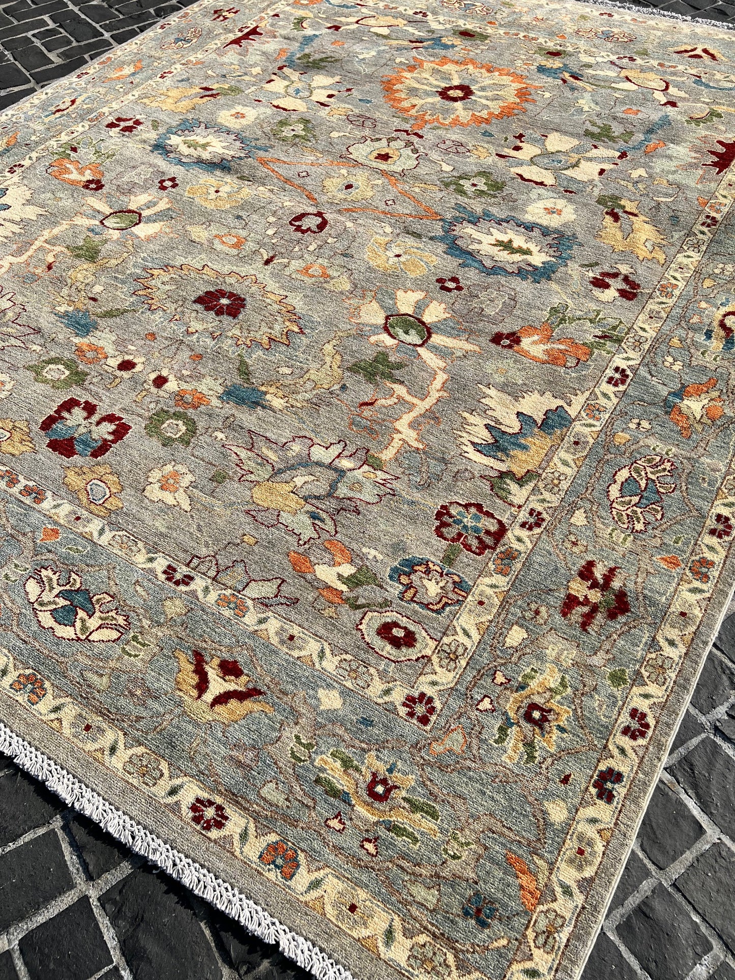 C08/37 Antique Rug