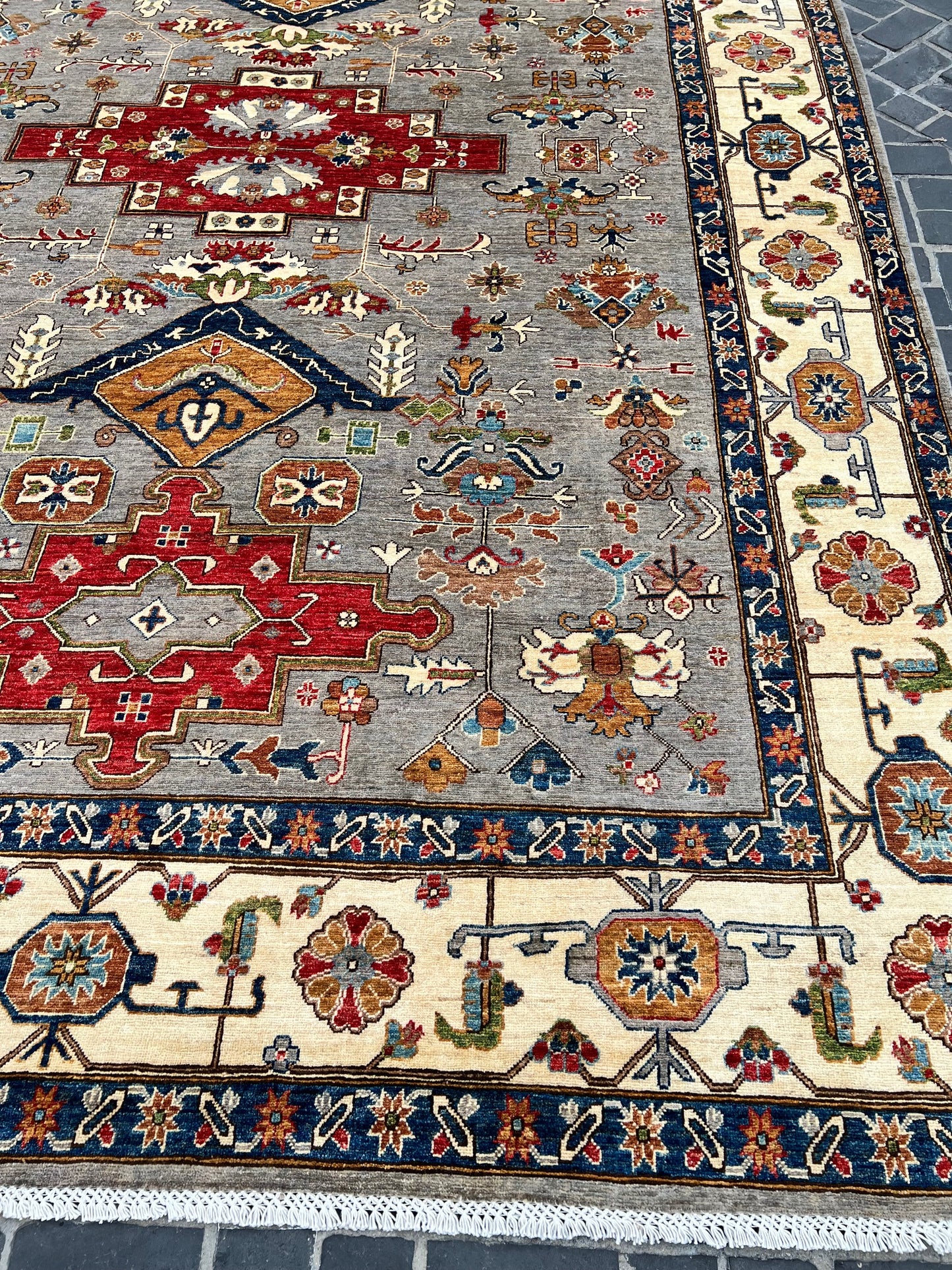 C16/63 Rug