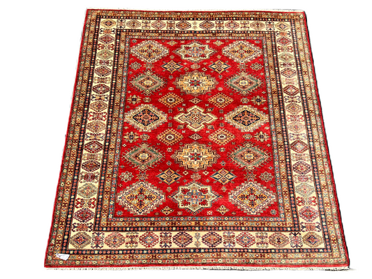 C51/12 Traditional Rug