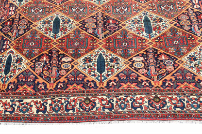 C387/609 Old Bakhtiari 10'5" x 13'2"