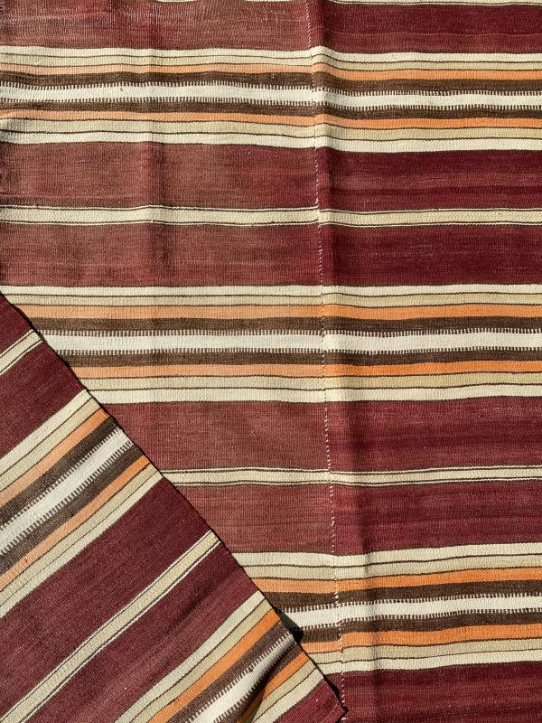 38303 Antique Turkish Kilim 4'6"x5'4"