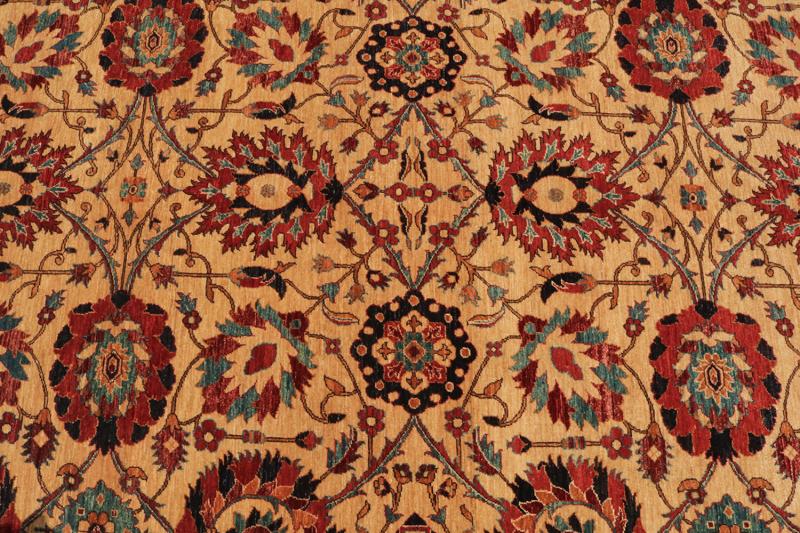 Multi color traditional Rug 8'2"x9'10"