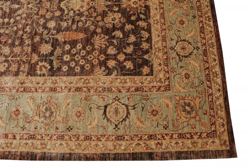 Pakistan Rug 10'1"x13'6"